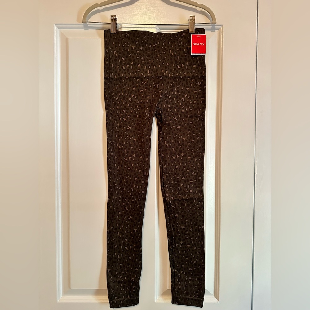 Spanx leopard legging